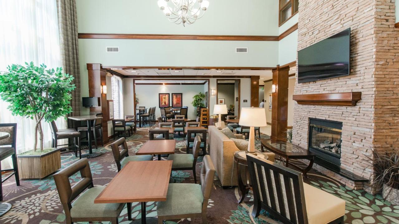Staybridge Suites Wilmington East By Ihg Εξωτερικό φωτογραφία