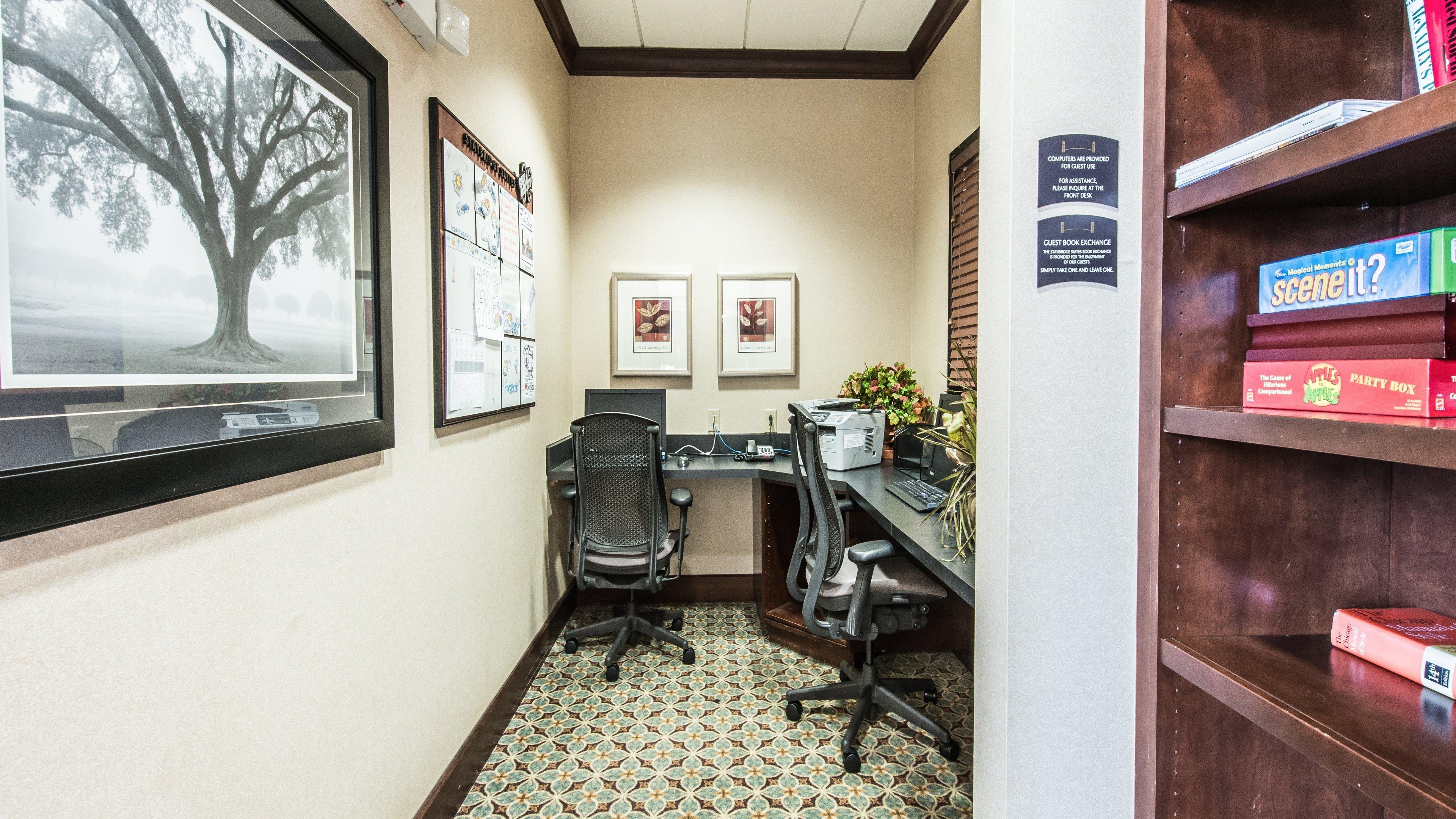 Staybridge Suites Wilmington East By Ihg Εξωτερικό φωτογραφία