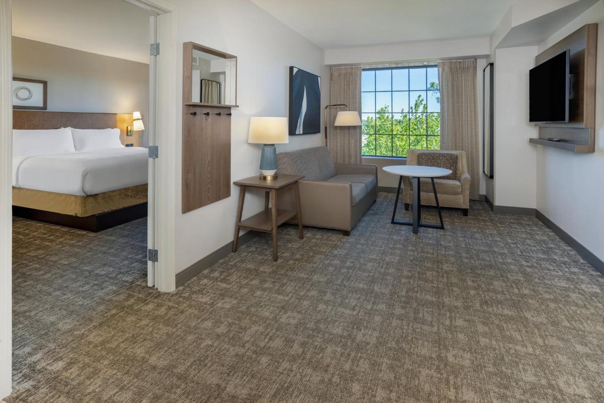 Staybridge Suites Wilmington East By Ihg Εξωτερικό φωτογραφία
